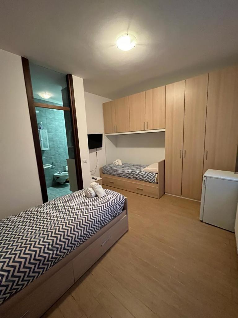 Villa Ambra B&B Siviglia Vermezzo Bagian luar foto